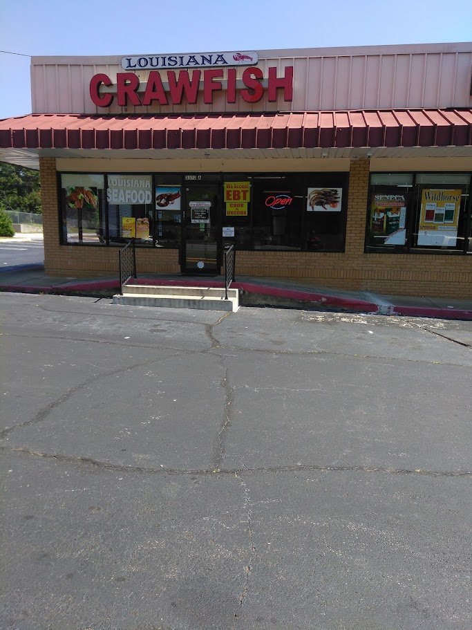 Seafood restaurant storefront on Jonesboro Road.
