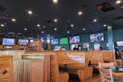 Gator's Dockside Lake City
